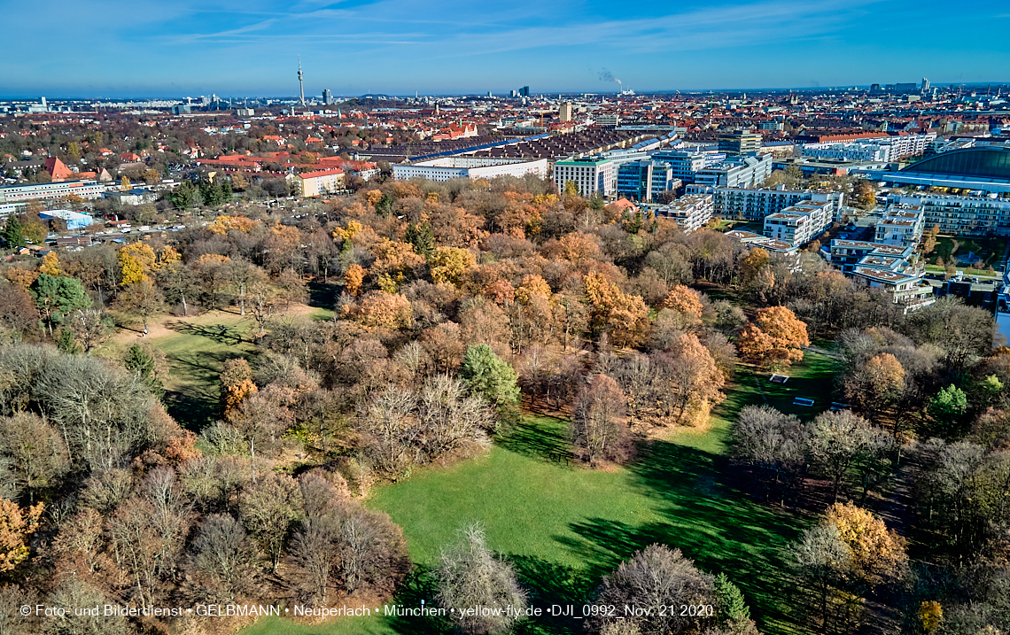 21.11.2020 - Hirschgarten mit Paketposthalle in München